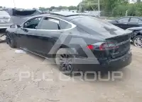 2018 Tesla Model S фото