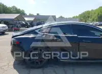 2018 Tesla Model S фото
