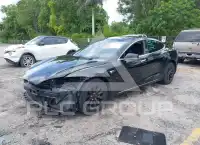 2018 Tesla Model S фото