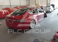 2018 Tesla Model S фото