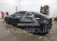 2018 Tesla Model S фото