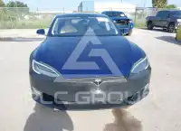 2018 Tesla Model S фото