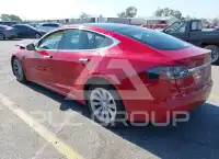 2018 Tesla Model S фото