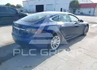 2018 Tesla Model S фото
