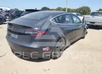 2018 Tesla Model 3 фото