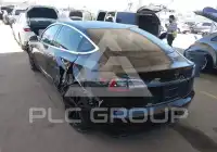 2018 Tesla Model 3 photo