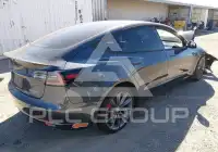 2018 Tesla Model 3 photo