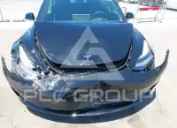 2018 Tesla Model 3 фото