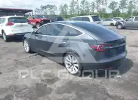 2018 Tesla Model 3 фото