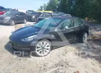 2018 Tesla Model 3 фото