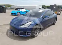 2018 Tesla Model 3 фото