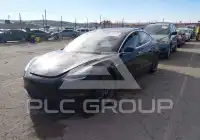 2018 Tesla Model 3 фото