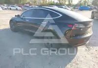 2018 Tesla Model 3 фото