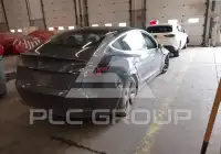 2018 Tesla Model 3 фото