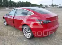 2018 Tesla Model 3 фото