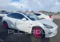 2018 Tesla Model 3 фото