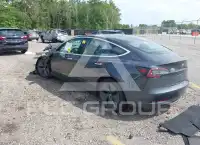 2018 Tesla Model 3 photo