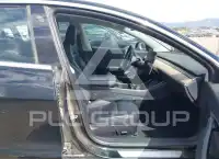2018 Tesla Model 3 фото