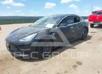 2018 Tesla Model 3 фото