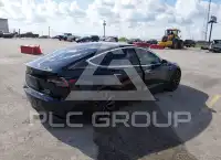 2018 Tesla Model 3 фото