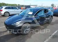 2018 Tesla Model 3 фото