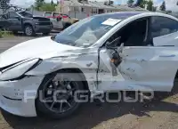 2018 Tesla Model 3 фото