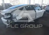2018 Tesla Model 3 фото