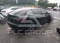 2018 Tesla Model 3 фото