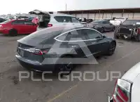 2018 Tesla Model 3 фото