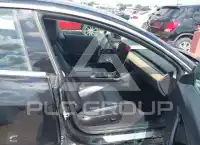 2018 Tesla Model 3 photo