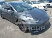 2018 Tesla Model 3 фото