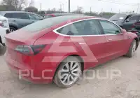 2018 Tesla Model 3 photo