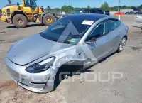 2018 Tesla Model 3 photo