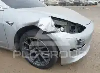 2018 Tesla Model 3 фото