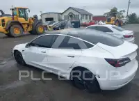 2018 Tesla Model 3 фото