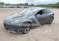 2018 Tesla Model 3 photo