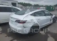 2018 Tesla Model 3 photo