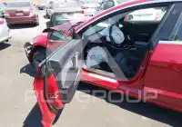 2018 Tesla Model 3 фото