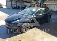 2018 Tesla Model 3 фото
