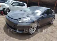 2018 Tesla Model 3 фото