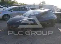 2018 Tesla Model 3 фото
