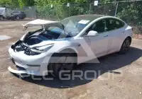2018 Tesla Model 3 фото