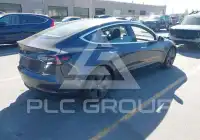 2018 Tesla Model 3 фото