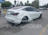 2018 Tesla Model 3 фото