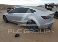 2018 Tesla Model 3 фото