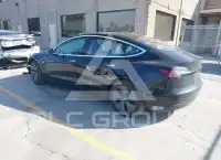 2018 Tesla Model 3 photo