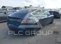2018 Tesla Model 3 фото