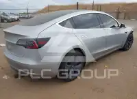 2018 Tesla Model 3 фото