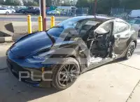 2018 Tesla Model 3 photo