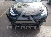 2018 Tesla Model 3 фото
